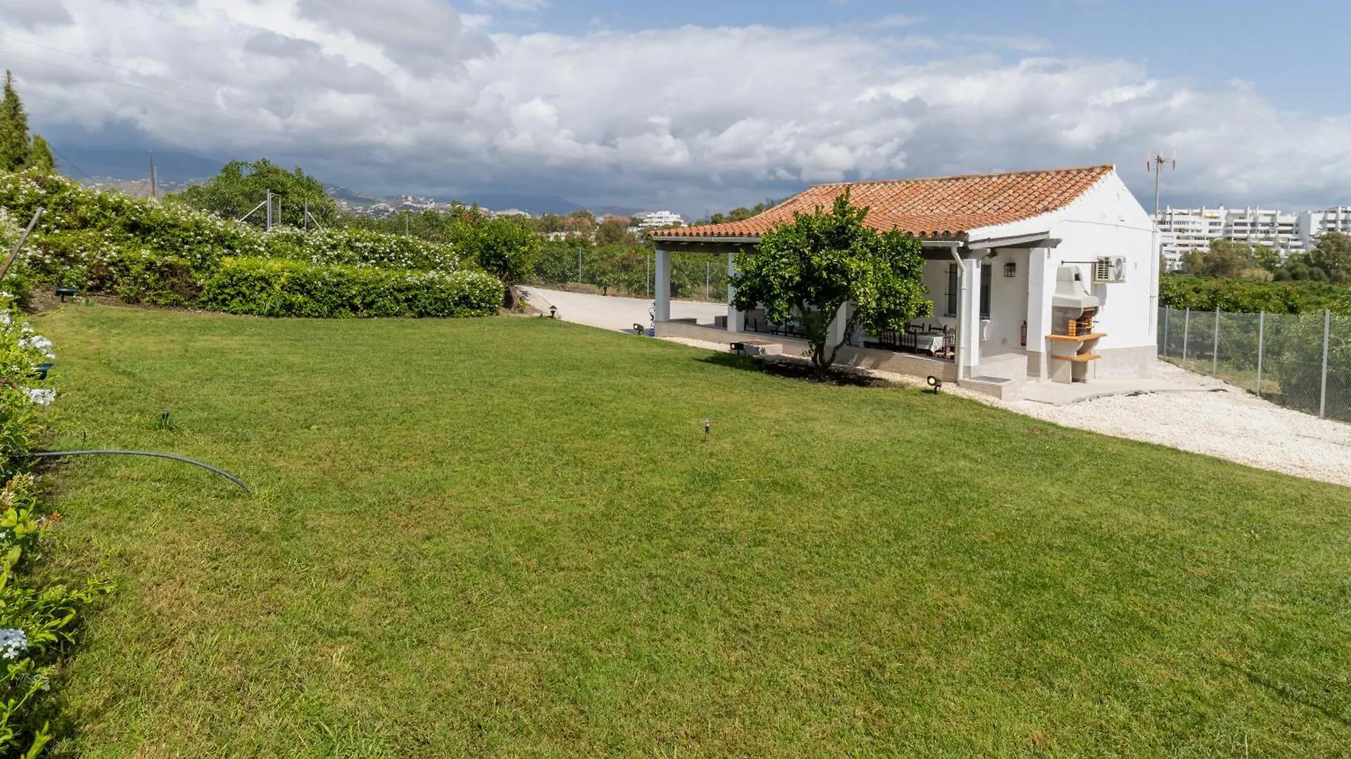 Casa De Los Aguacates Entre Marbella, Estepona Y Benahavis Spanien